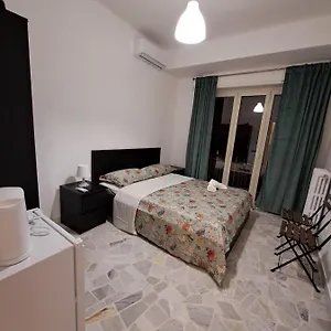 Гостевой дом Goffredo Mameli House, Бари